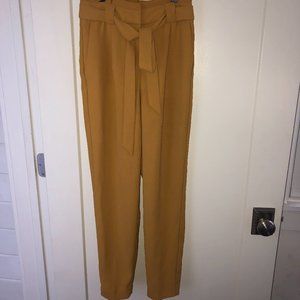 Express High Rise ankle pants sz 00R NWOT paperbag waist in gold color